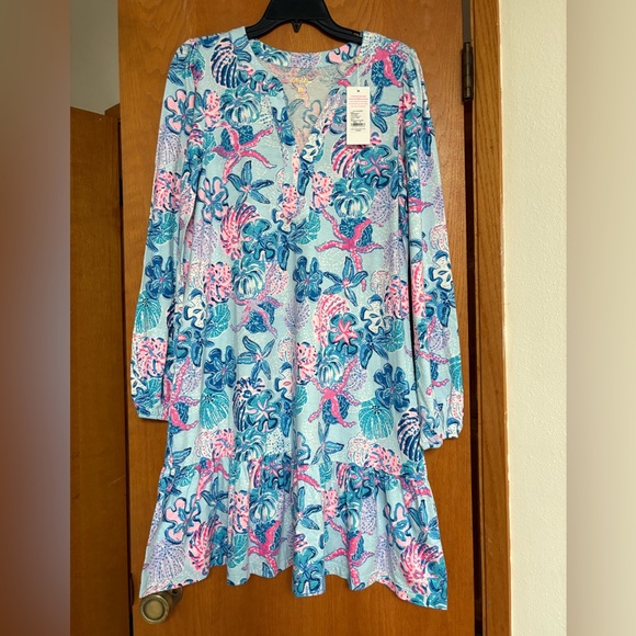Lilly Pulitzer Dresses & Skirts - NWT Lilly Pulitzer Alyssa long sleeved knit dress blue Bahama Beachcomber Medium